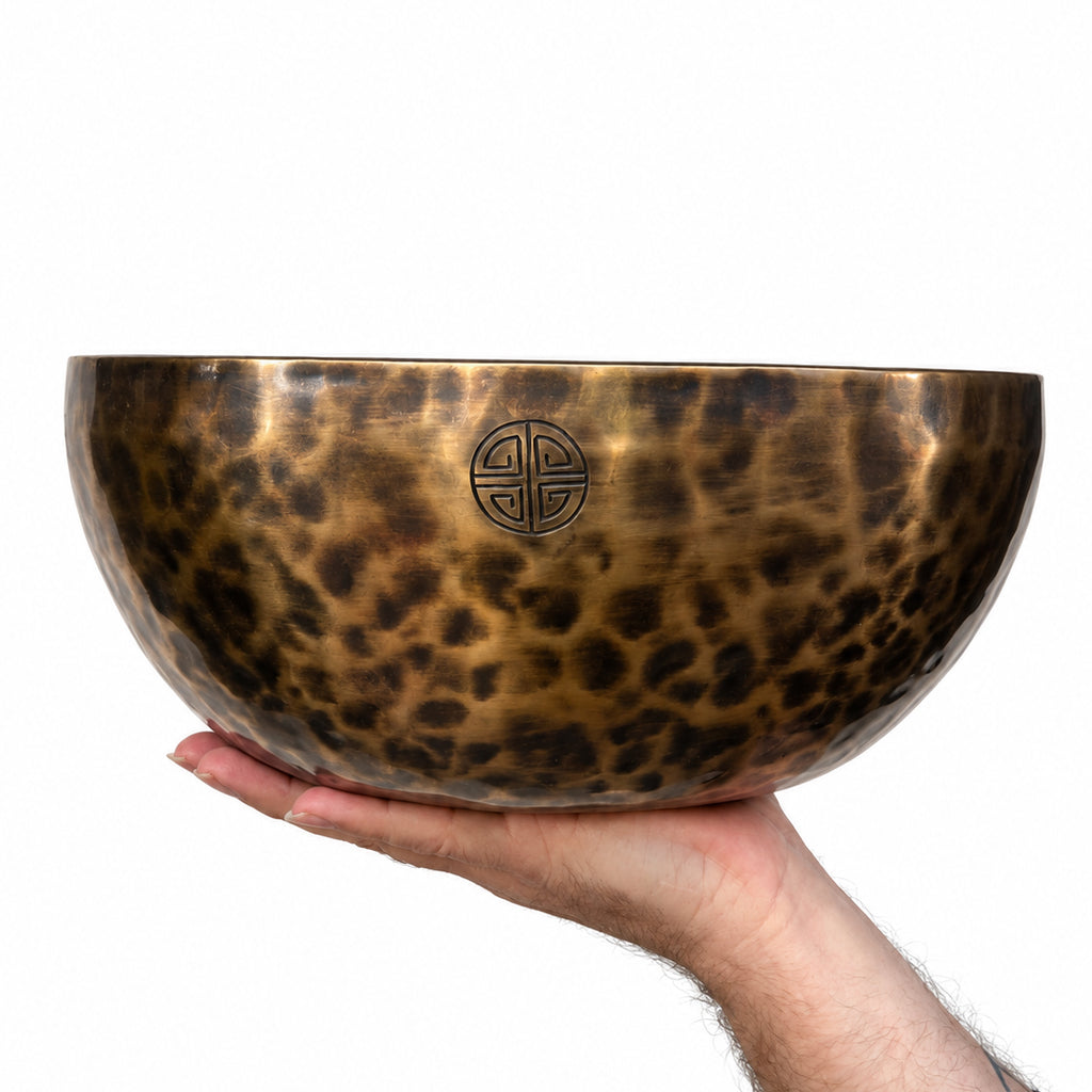 26 cm Hand Crafted Moon Singing Bowl 1850g