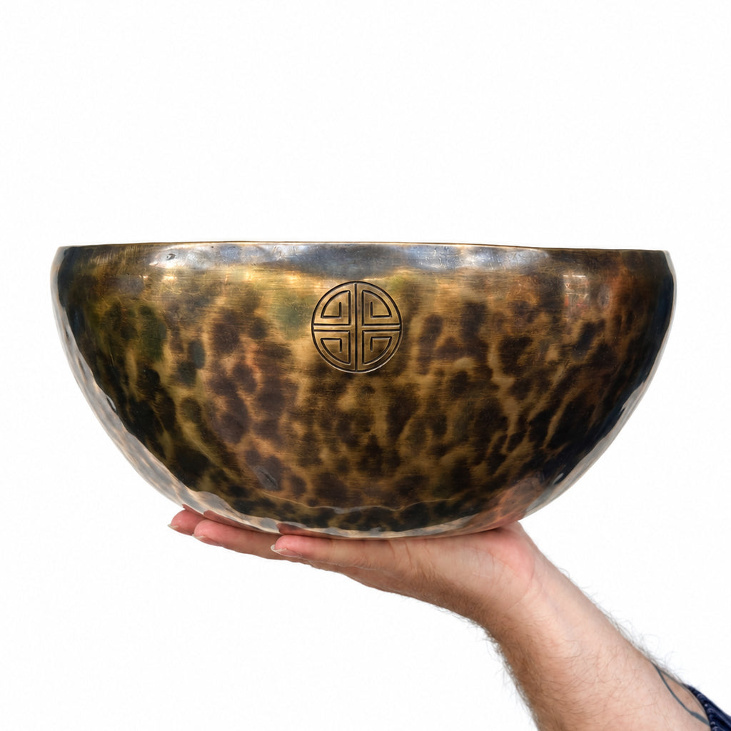 30cm Hand Crafted Moon Singing bowl 2400g